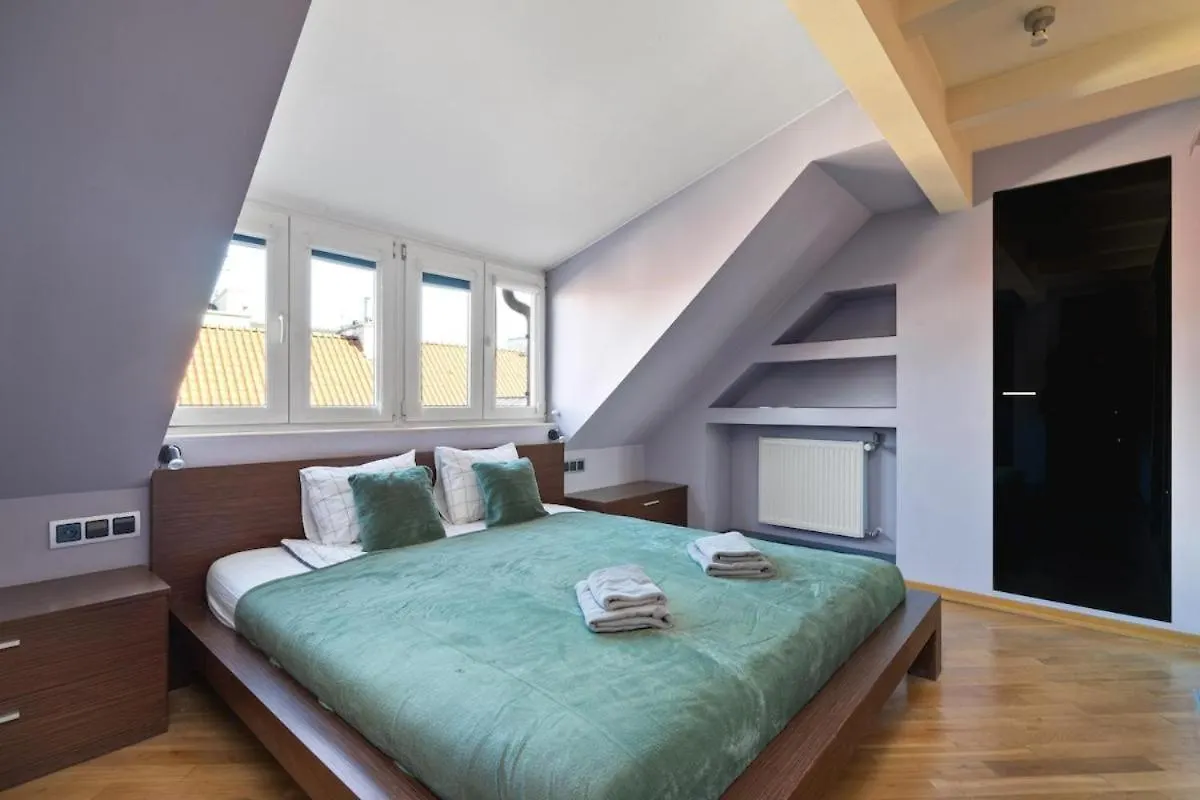 Golden Apartments - Huge Apartment - 13 People - 150M2 Apartment - Stare Miasto Varsovie Pologne